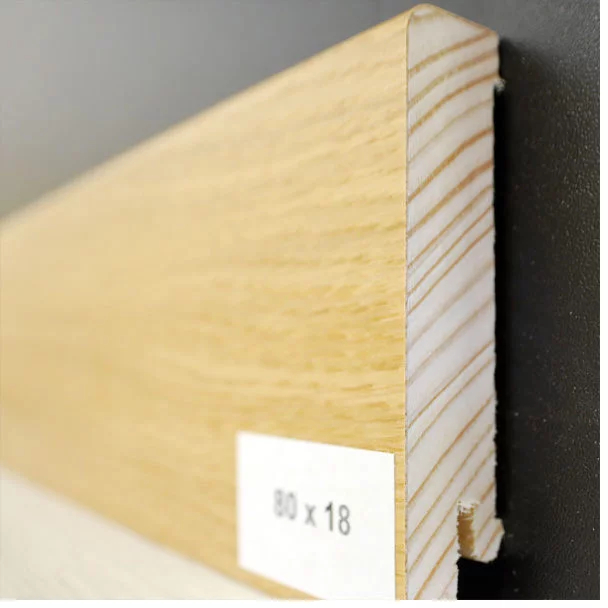 Drewniana listwa przypodłogowa lakierowana 80/18 (240 cm x 8 cm x 1,8 cm) Jesion