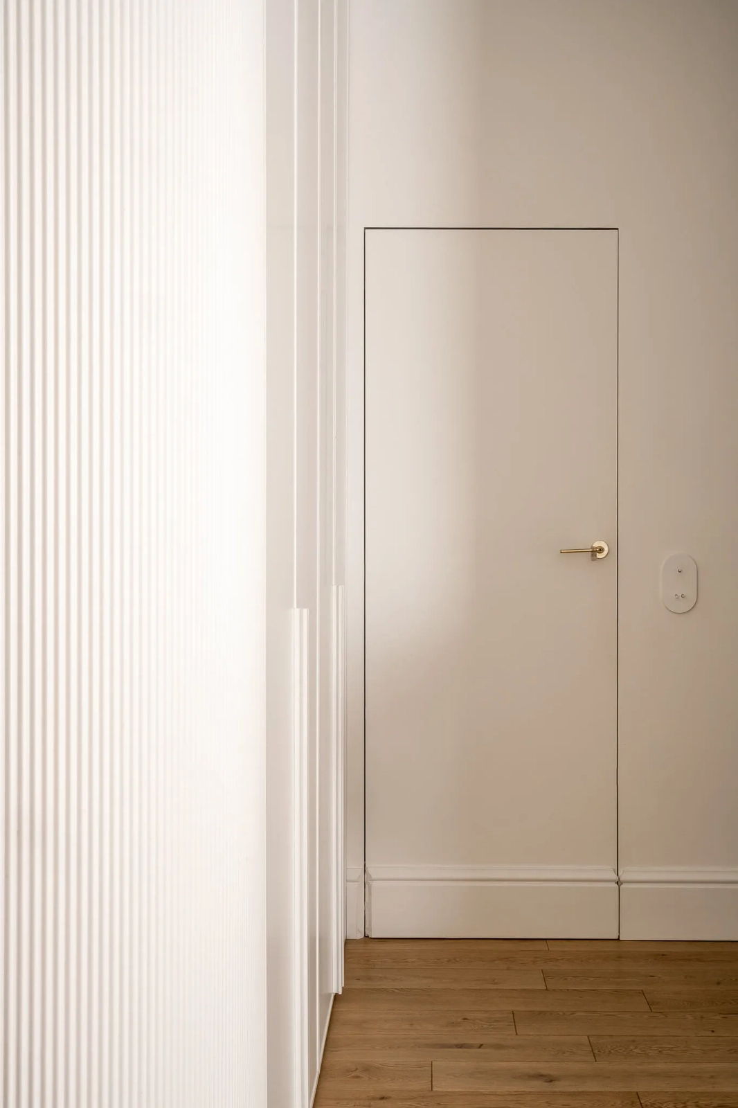 Lamela biała L0101P wym. 270 x 1.2 x 12 cm, z Polyforce