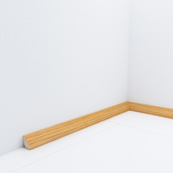 Ćwierćwałek drewniany wypukły 14x14 mm - dąb europejski lakierowany