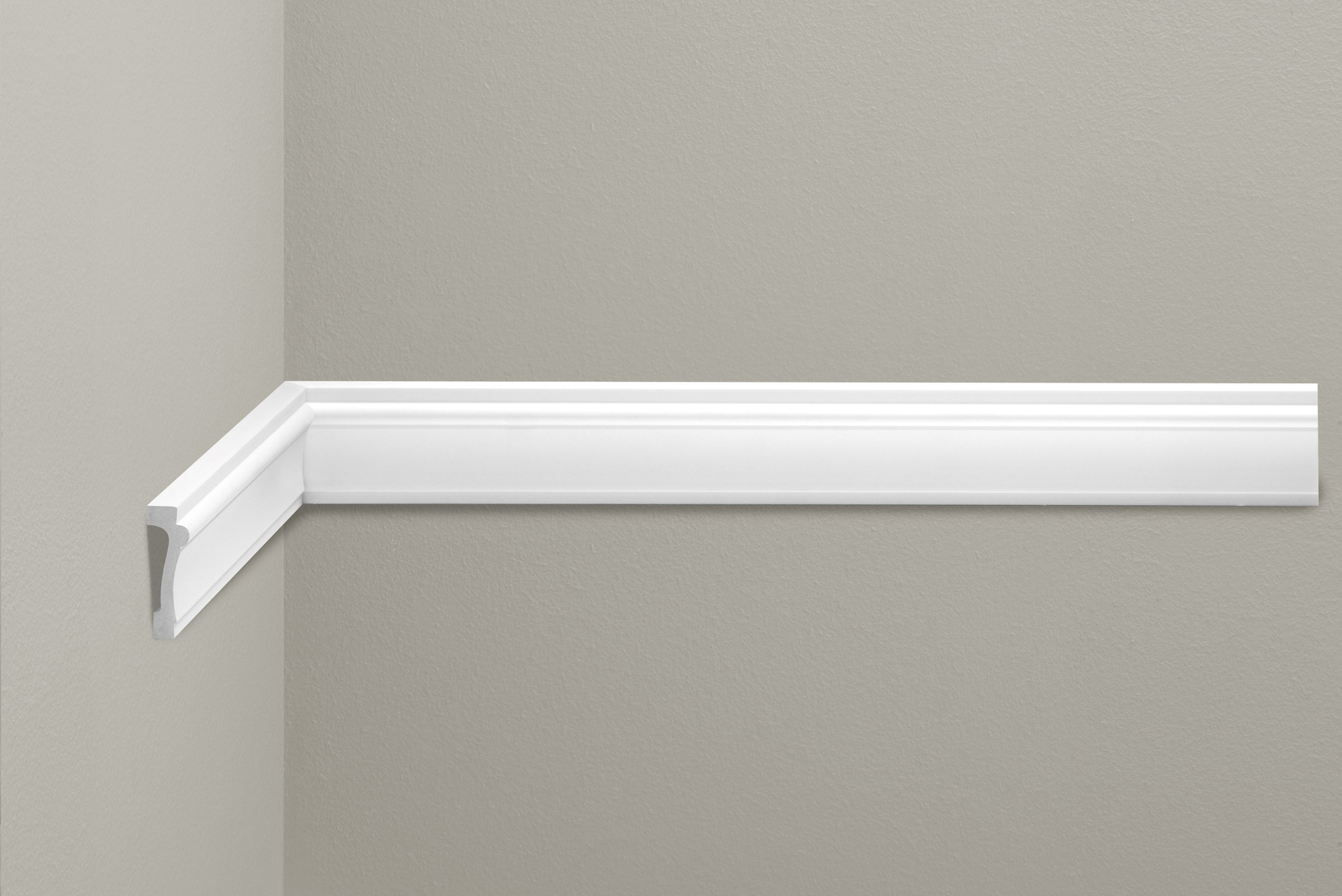 Listwa ścienna biała Creativa LPC-05, wym. 7.4 x 2.3 x 244 cm