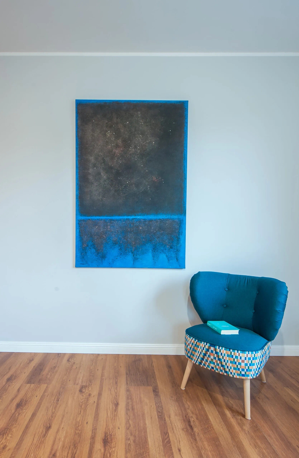 MD094 Listwa przypodłogowa biała wym. 200 x 1.2 x 9.4 cm, z PolyForce