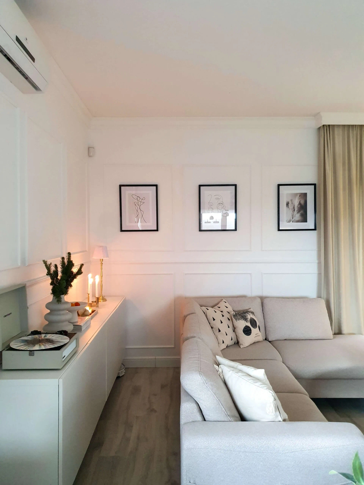 MD002 Listwa ścienna biała wym. 200 x 1.8 x 4 cm, z PolyForce