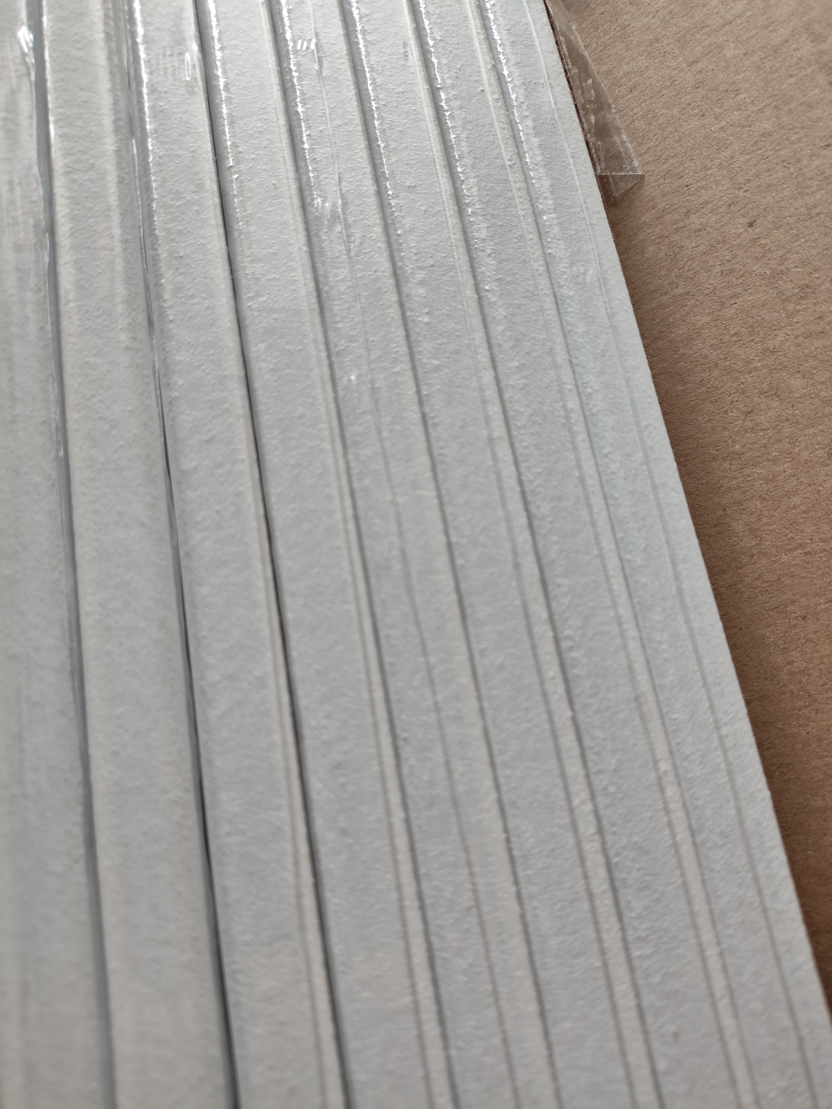 Listwa przypodłogowa MDF lakierowana biała TRIO SLIM 8 cm – II Gatunek