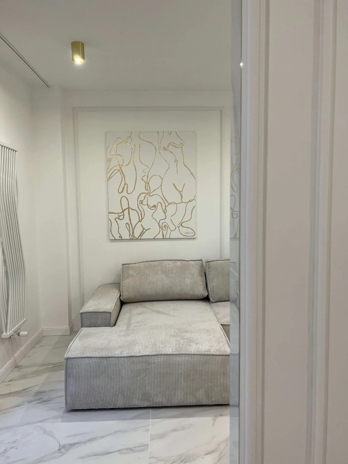 Listwa ścienna MD413 biała wym. 200 x 1.2 x 2.5 cm, z PolyForce