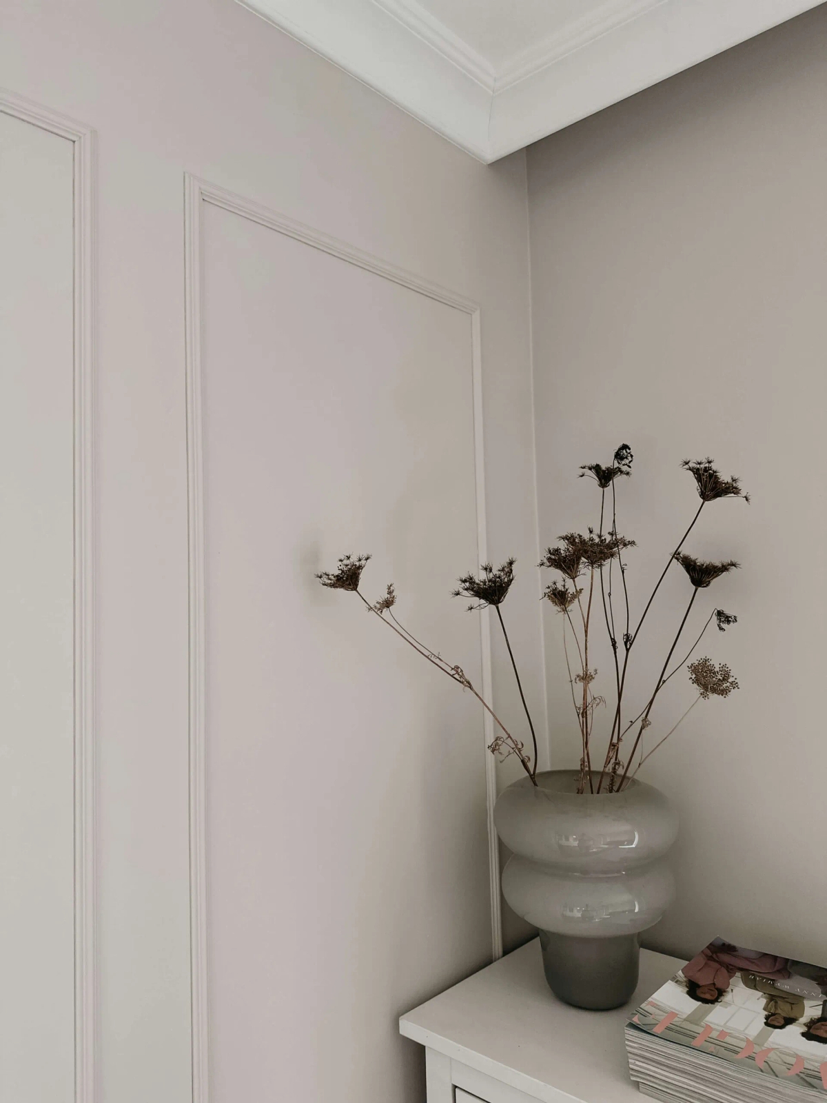 Listwa ścienna MD003 biała wym. 200 x 2.2 x 1 cm, z PolyForce