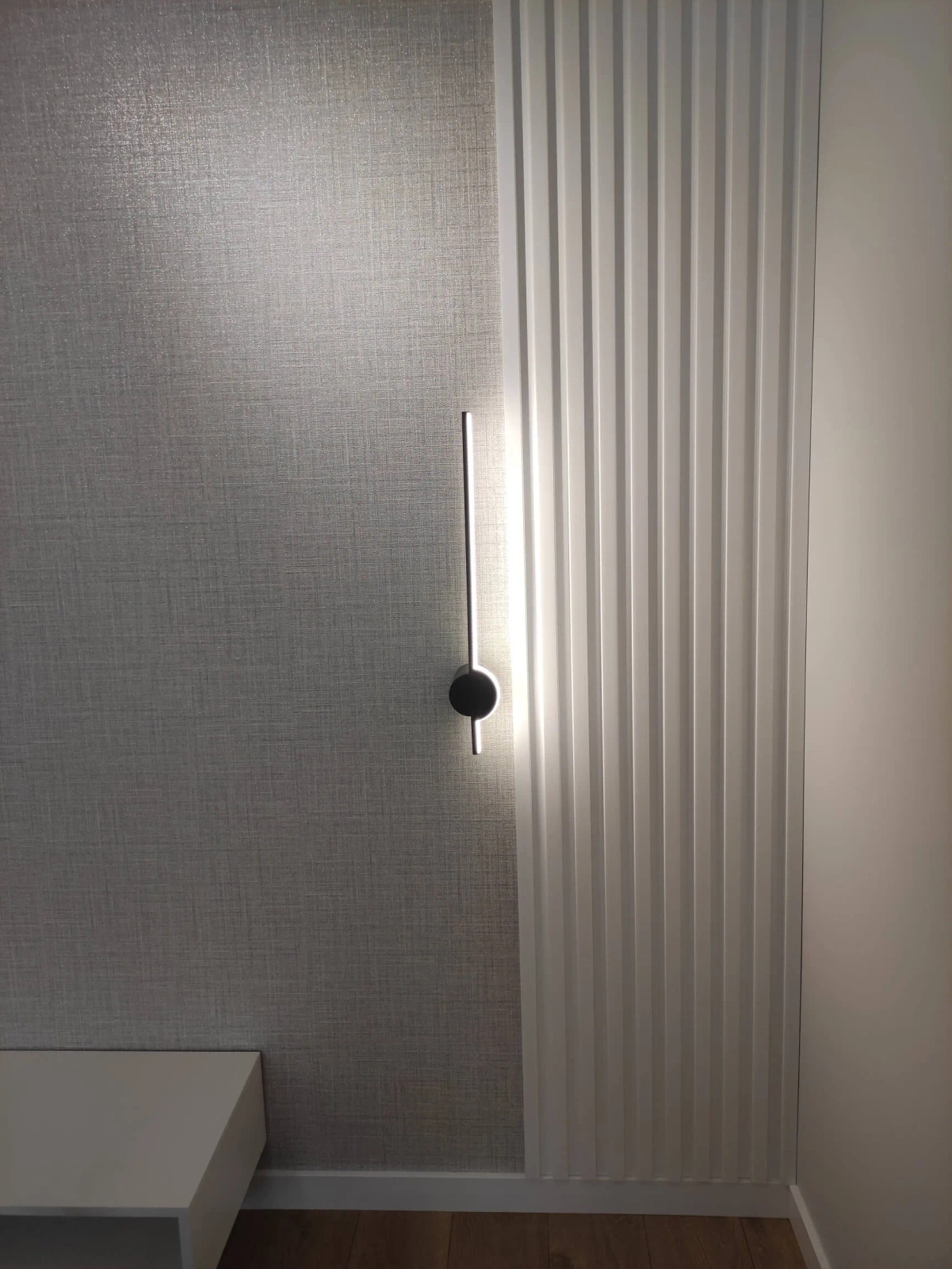 Lamela ścienna L0301 biała wym. 270 x 2 x 11.5 cm, z PolyForce