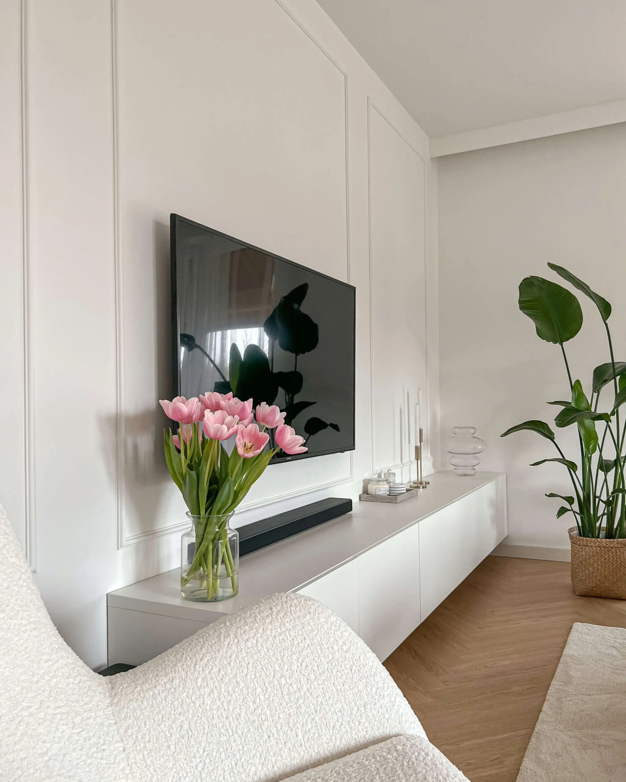 Listwa ścienna MD413 biała wym. 200 x 1.2 x 2.5 cm, z PolyForce