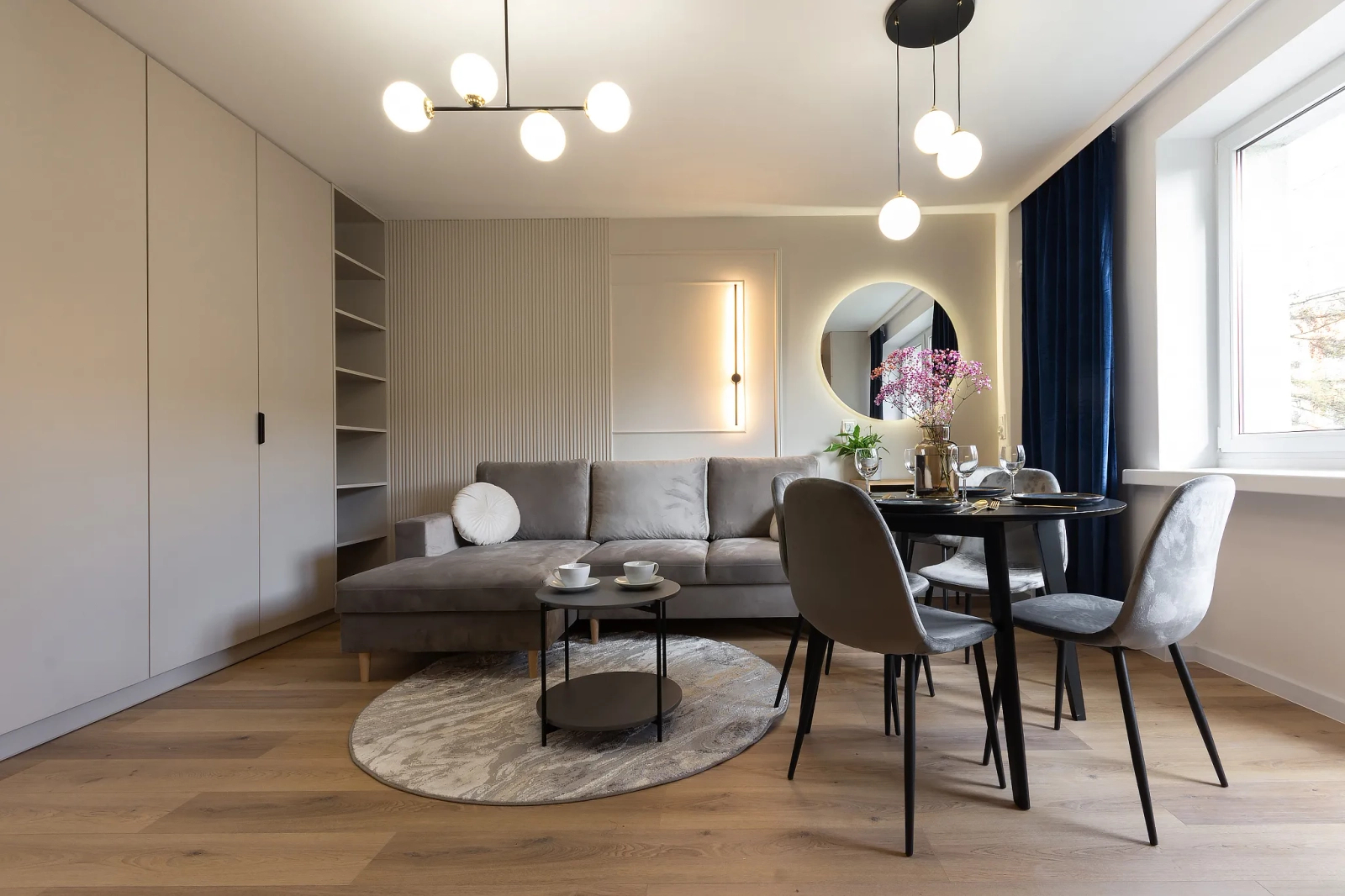 Listwa ścienna biała MD346 wym. 200 x 2.3 x 6.1 cm, z PolyForce