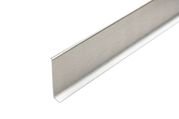 Listwa przypodłogowa aluminiowa w kolorze platyny EC43S cokół Creativa LP59