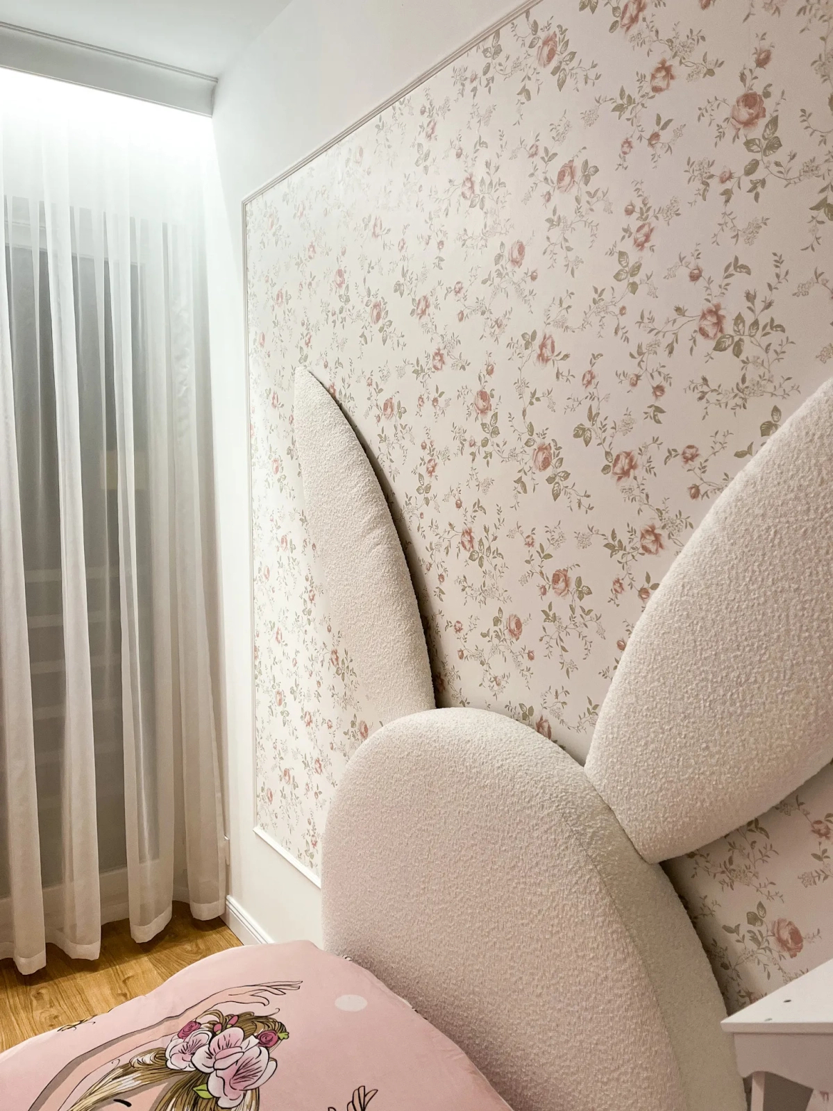 Listwa oświetleniowa MD111 biała wym. 200 x 6.2 x 9.2 cm, z PolyForce