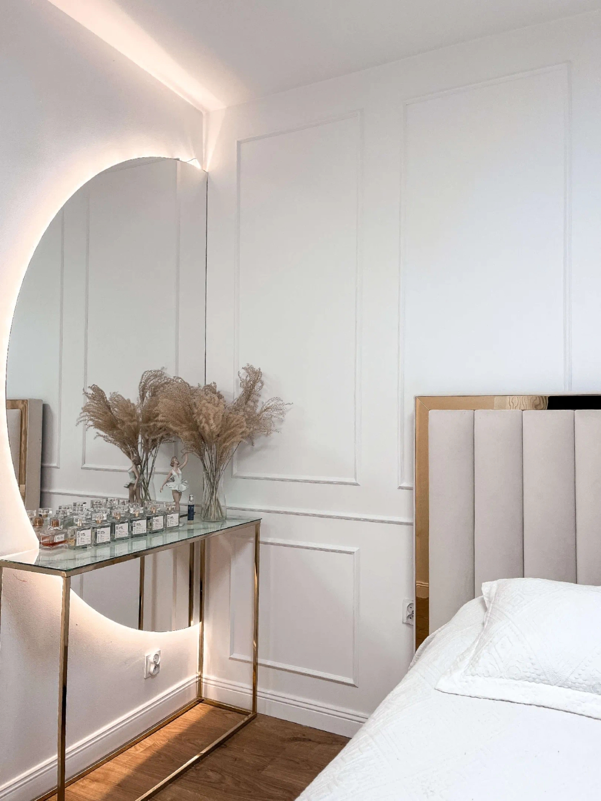 Listwa ścienna MD003 biała wym. 200 x 2.2 x 1 cm, z PolyForce