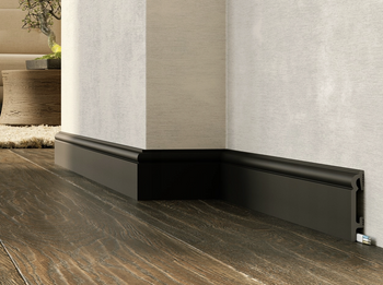 PRÓBKA 20 cm - Listwa przypodłogowa Premium Floor Durofit PF082B czarna RAL 9004 8 cm
