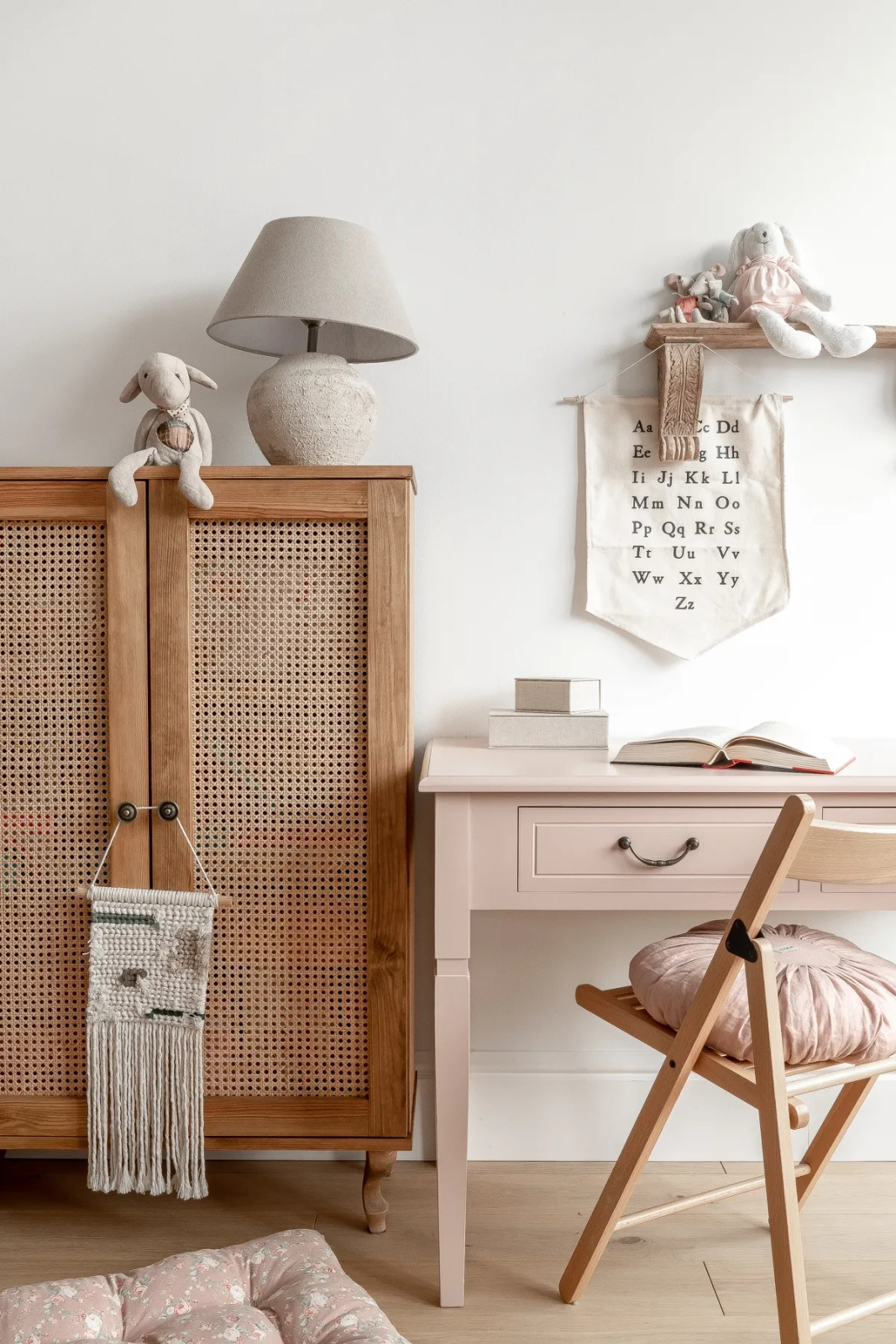 Listwa przypodłogowa MD020 biała wym. 200 x 1.9 x 19.8 cm, z PolyForce