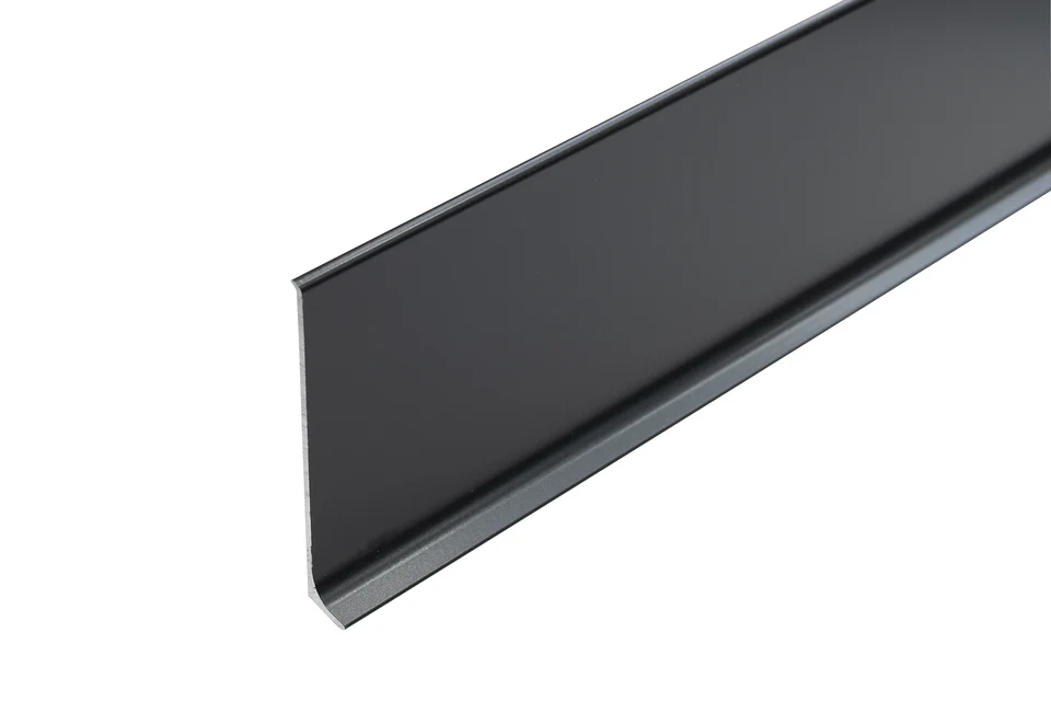 Listwa przypodłogowa aluminiowa grafitowa RAL7021 cokół Creativa LP80