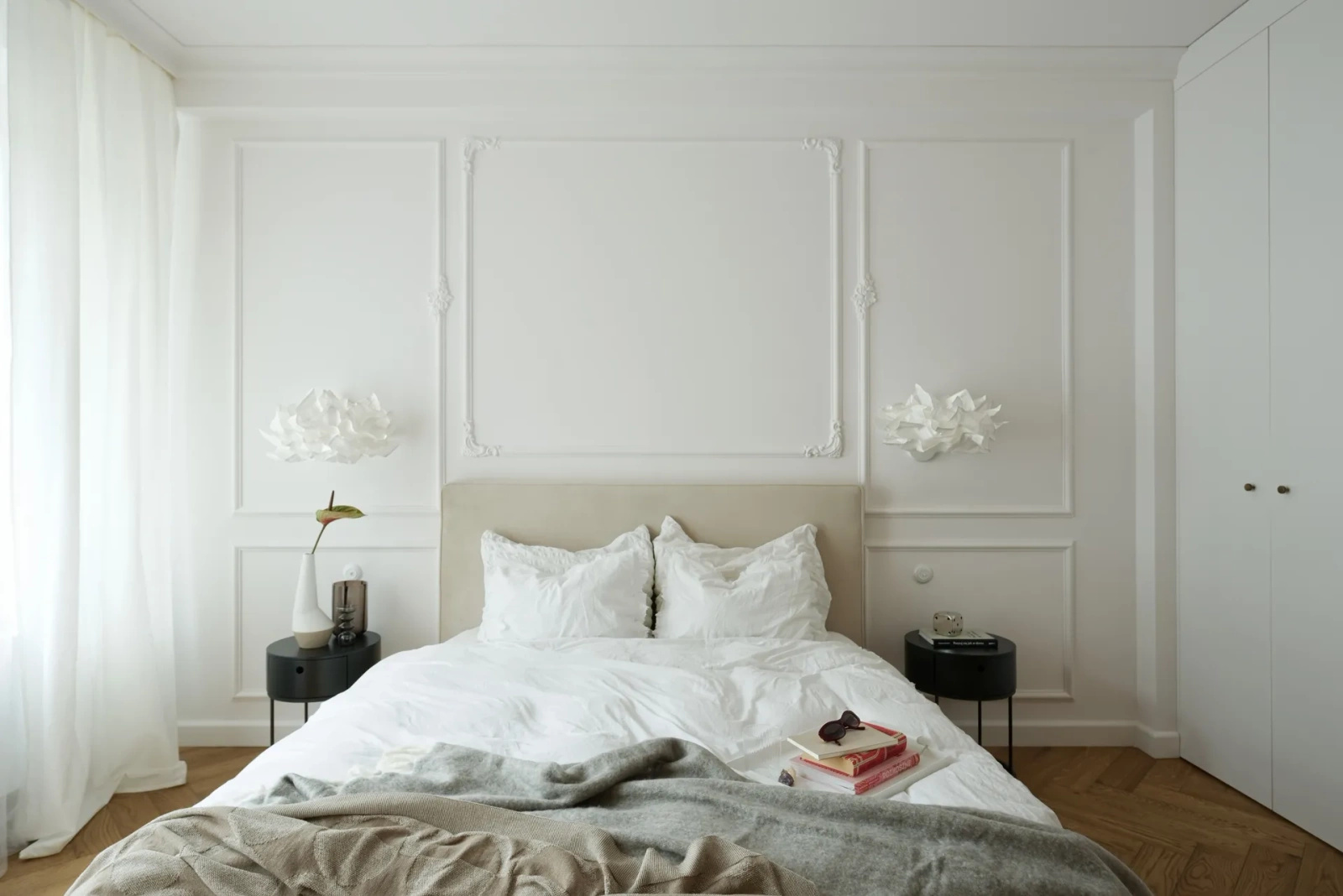 Łącznik do ramki ściennej MDD332-12 biały wym. 23.5 x 4.1 x 11 cm, z ProFoam