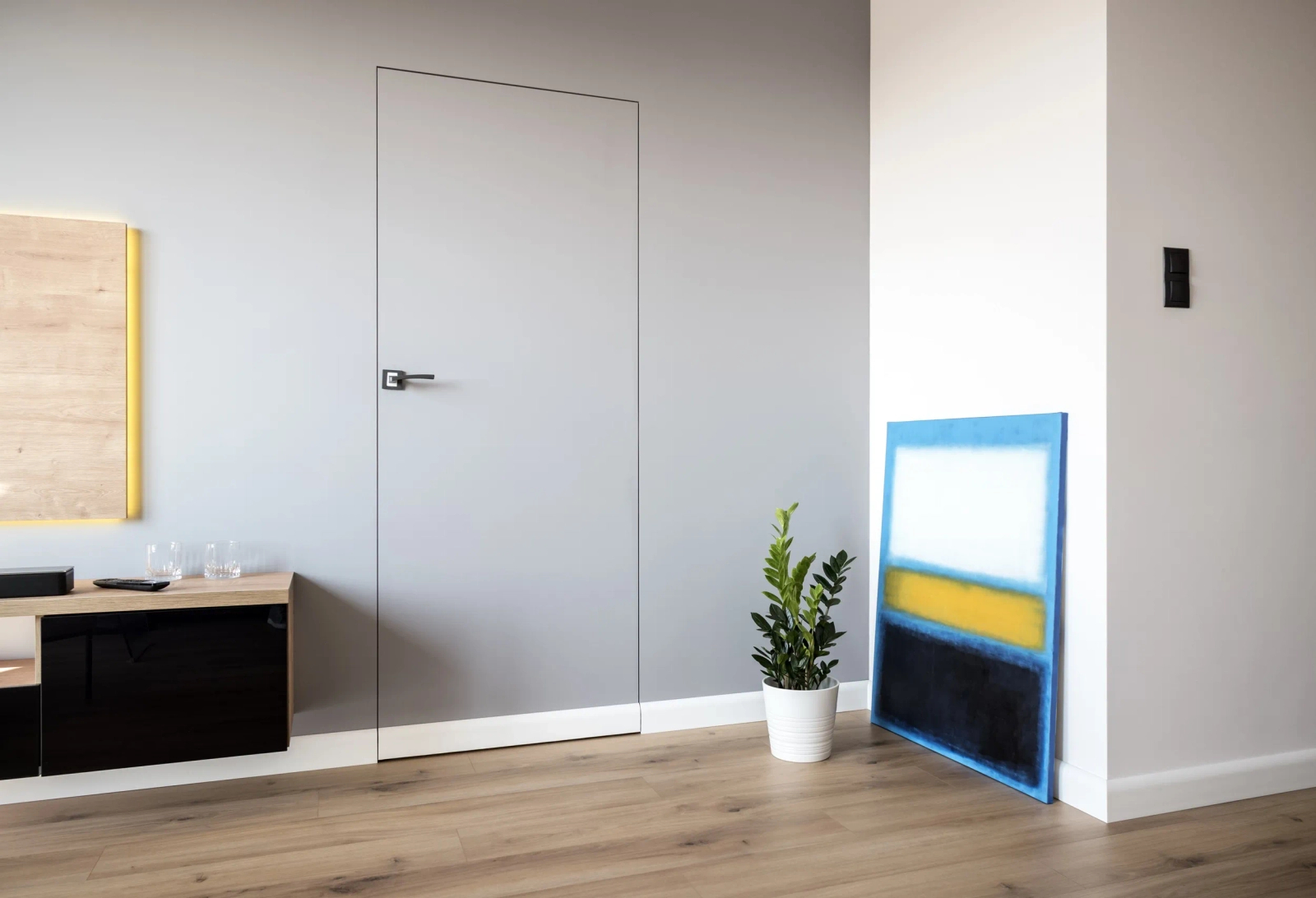 Listwa przypodłogowa MD355 biała wym. 200 x 1.8 x 9.7 cm, z PolyForce