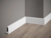 Listwa przypodłogowa Premium MD027P biała wym. 200 x 1.3 x 6 cm, z PolyForce