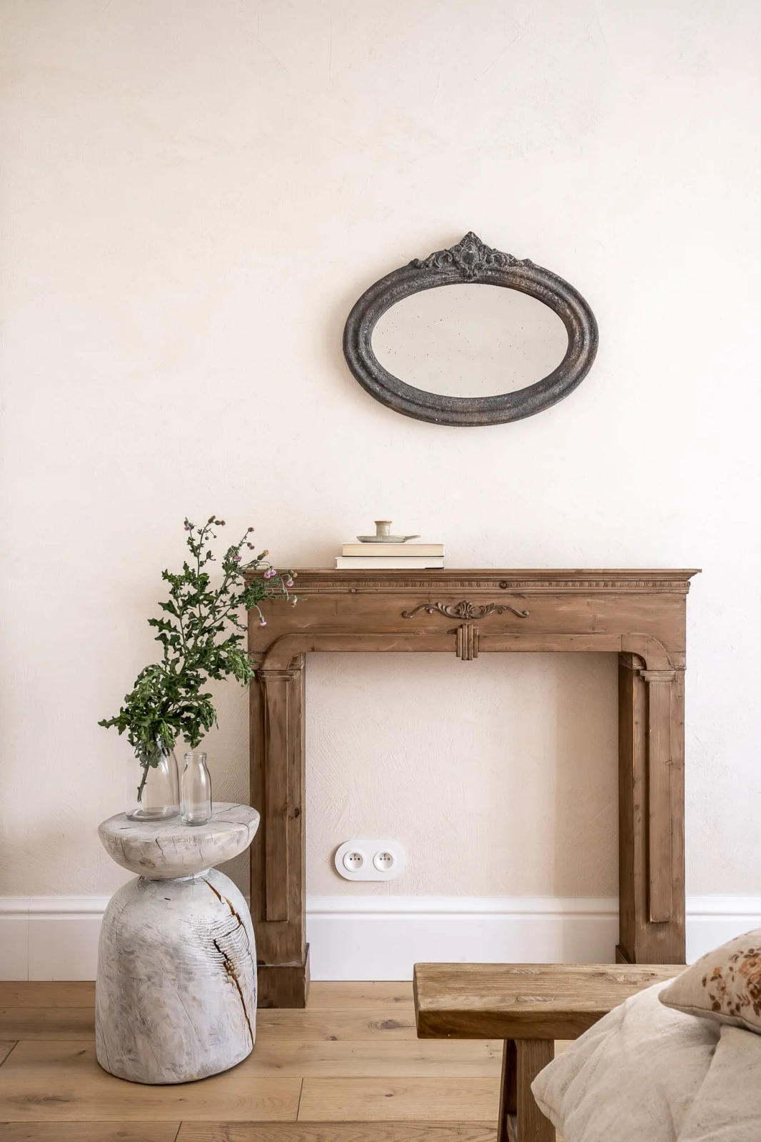 Listwa przypodłogowa Premium MD020P biała wym. 200 x 1.9 x 19.8 cm, z PolyForce