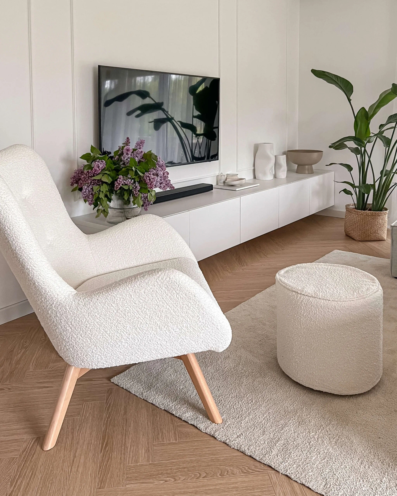 Listwa ścienna MD413 biała wym. 200 x 1.2 x 2.5 cm, z PolyForce