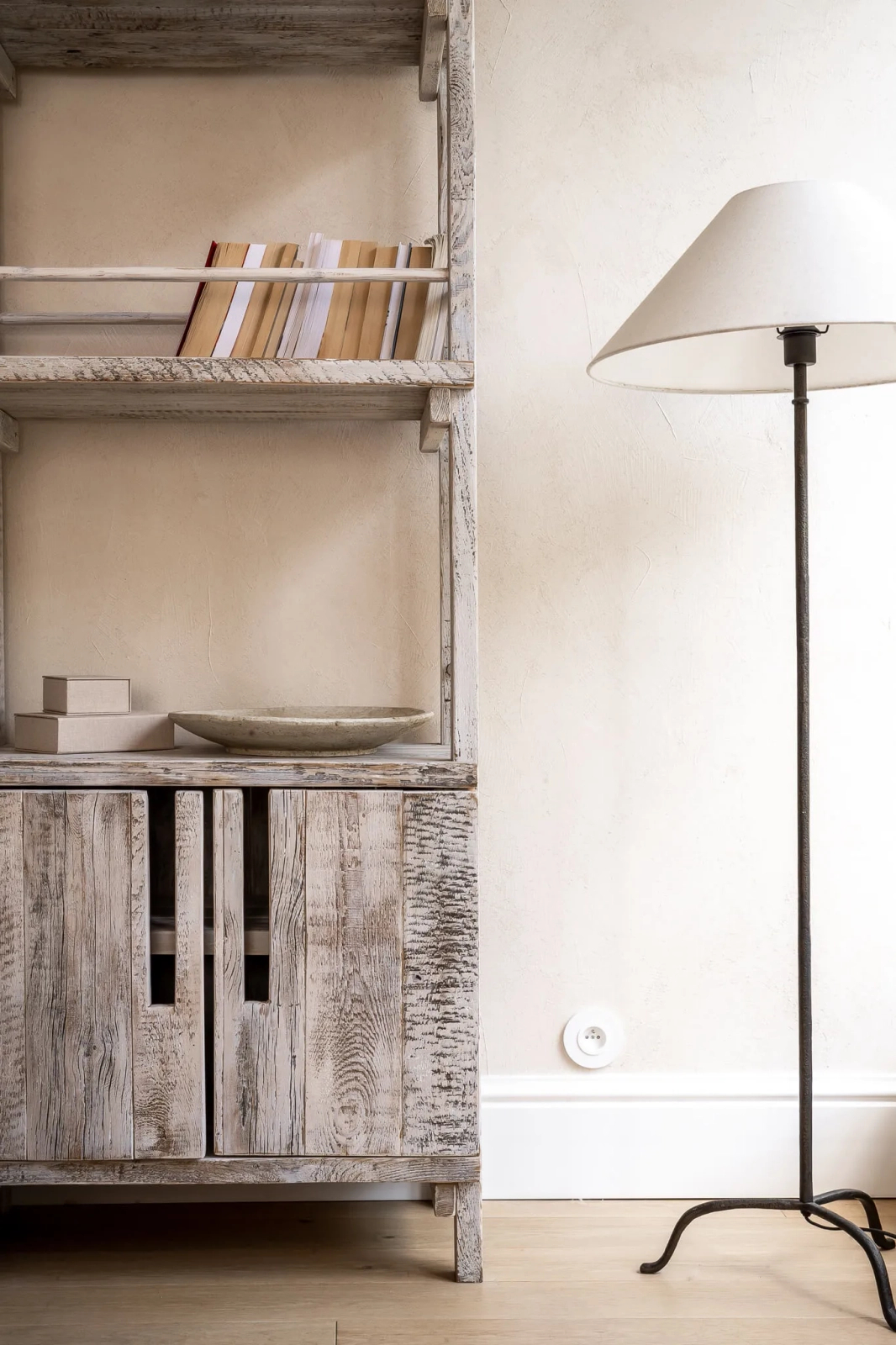 Listwa przypodłogowa MD020 biała wym. 200 x 1.9 x 19.8 cm, z PolyForce