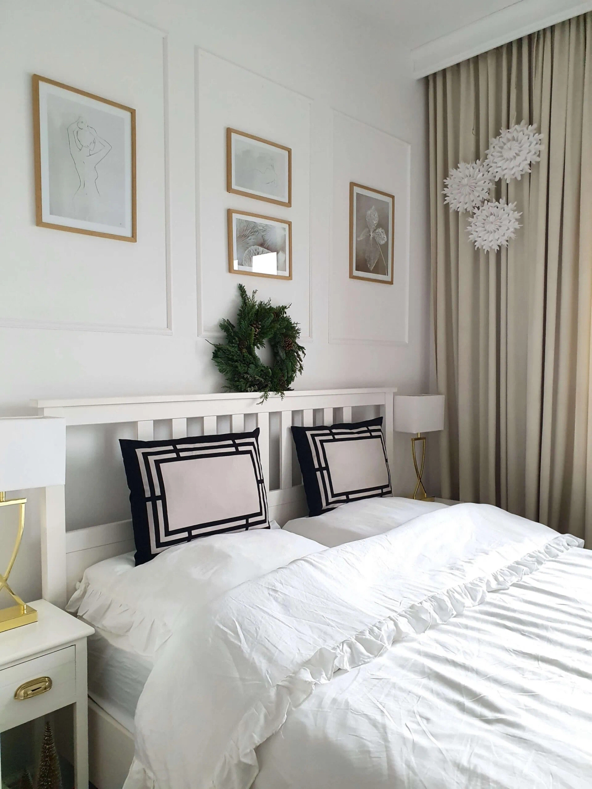 Listwa ścienna MD413 biała wym. 200 x 1.2 x 2.5 cm, z PolyForce