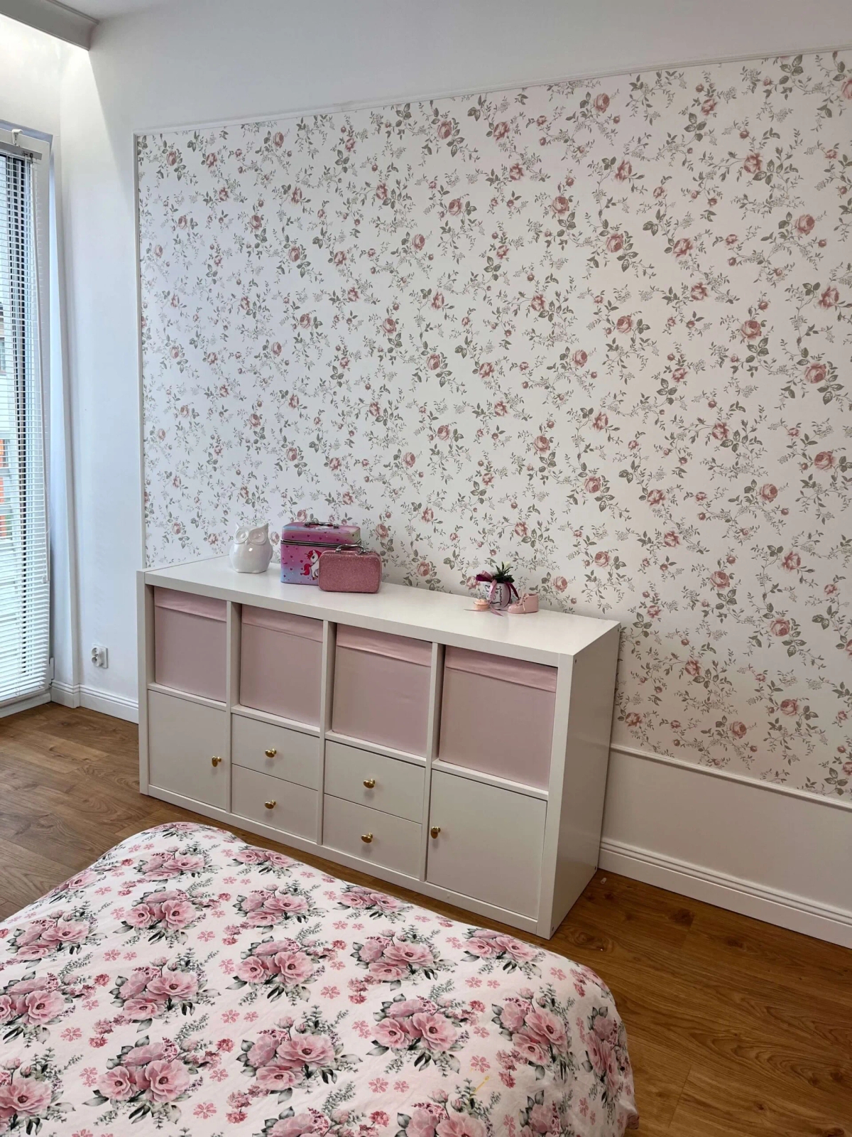 MD094 Listwa przypodłogowa biała wym. 200 x 1.2 x 9.4 cm, z PolyForce