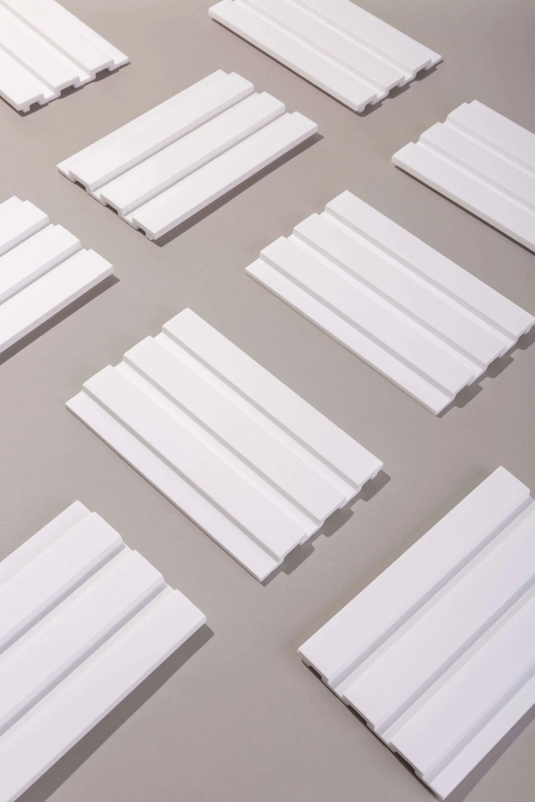 Lamela ścienna L0201 biała wym. 270 x 1.2 x 12.1 cm, z PolyForce